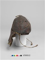 藏品(男子彩繪皮帽)的圖片